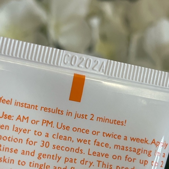 KATE SOMERVILLE • EXFOLIKATE INTENSIVE EXFOLIATING TREATMENT • BRAND NEW IN BOX - Picture 10 of 10